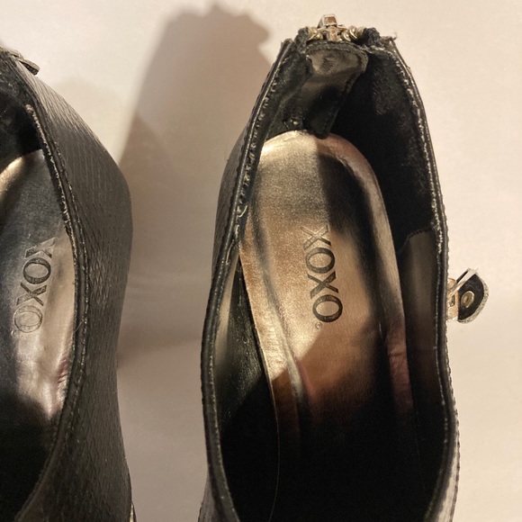 Xoxo black booties, size 8 - Picture 4 of 7